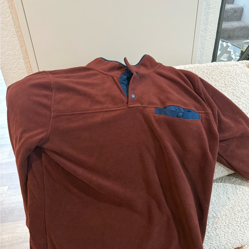 Men's Rust Shirt with Navy Accents 32 Degrees